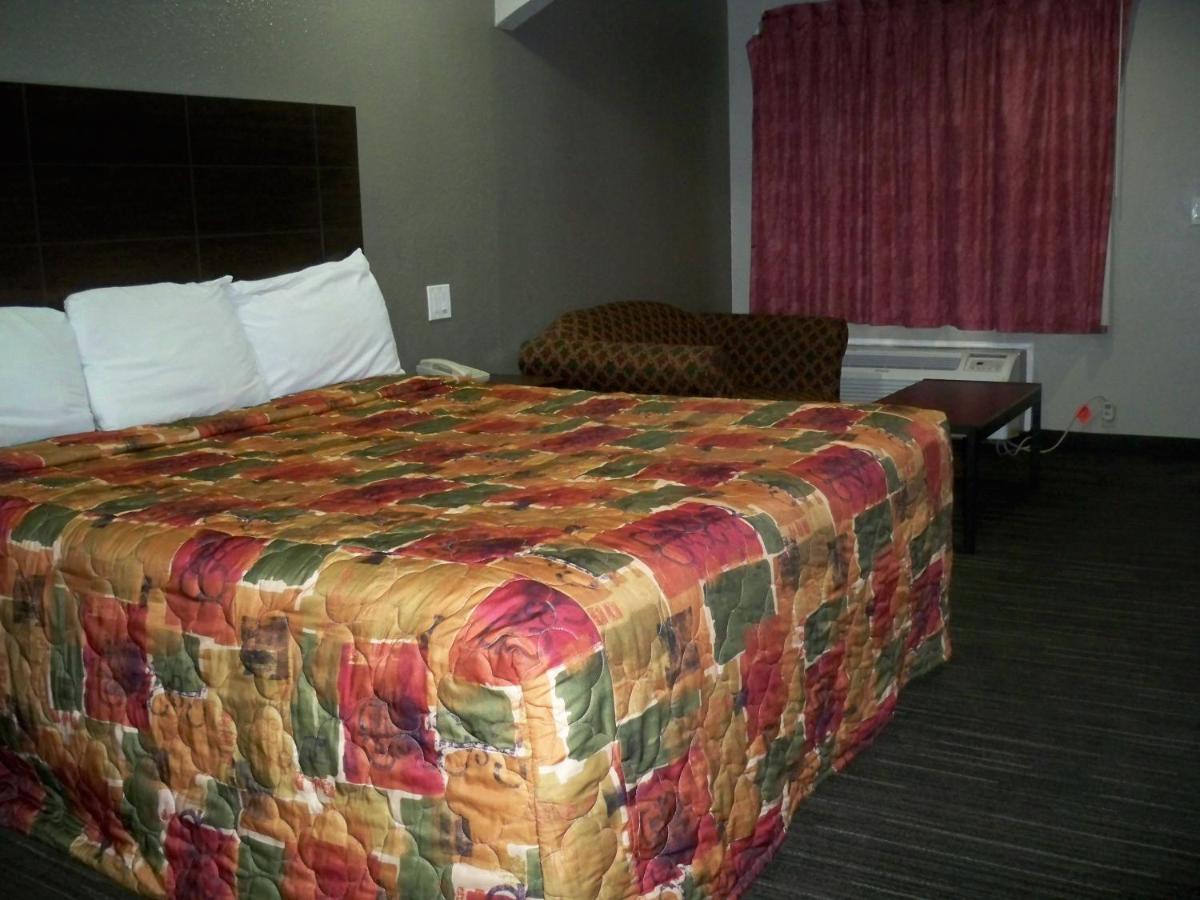 Scottish Inn And Suites Μπόμοντ Εξωτερικό φωτογραφία