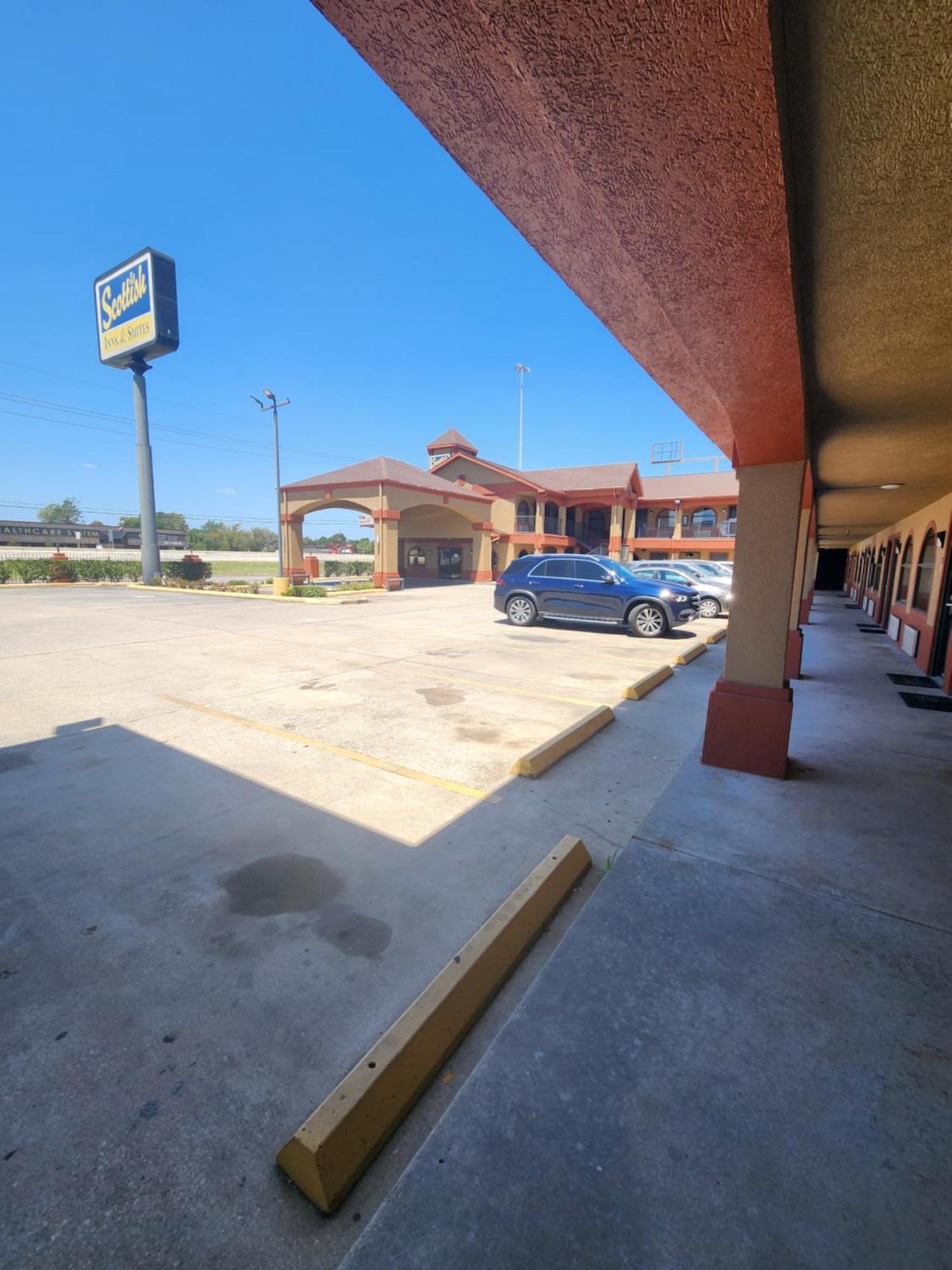 Scottish Inn And Suites Μπόμοντ Εξωτερικό φωτογραφία